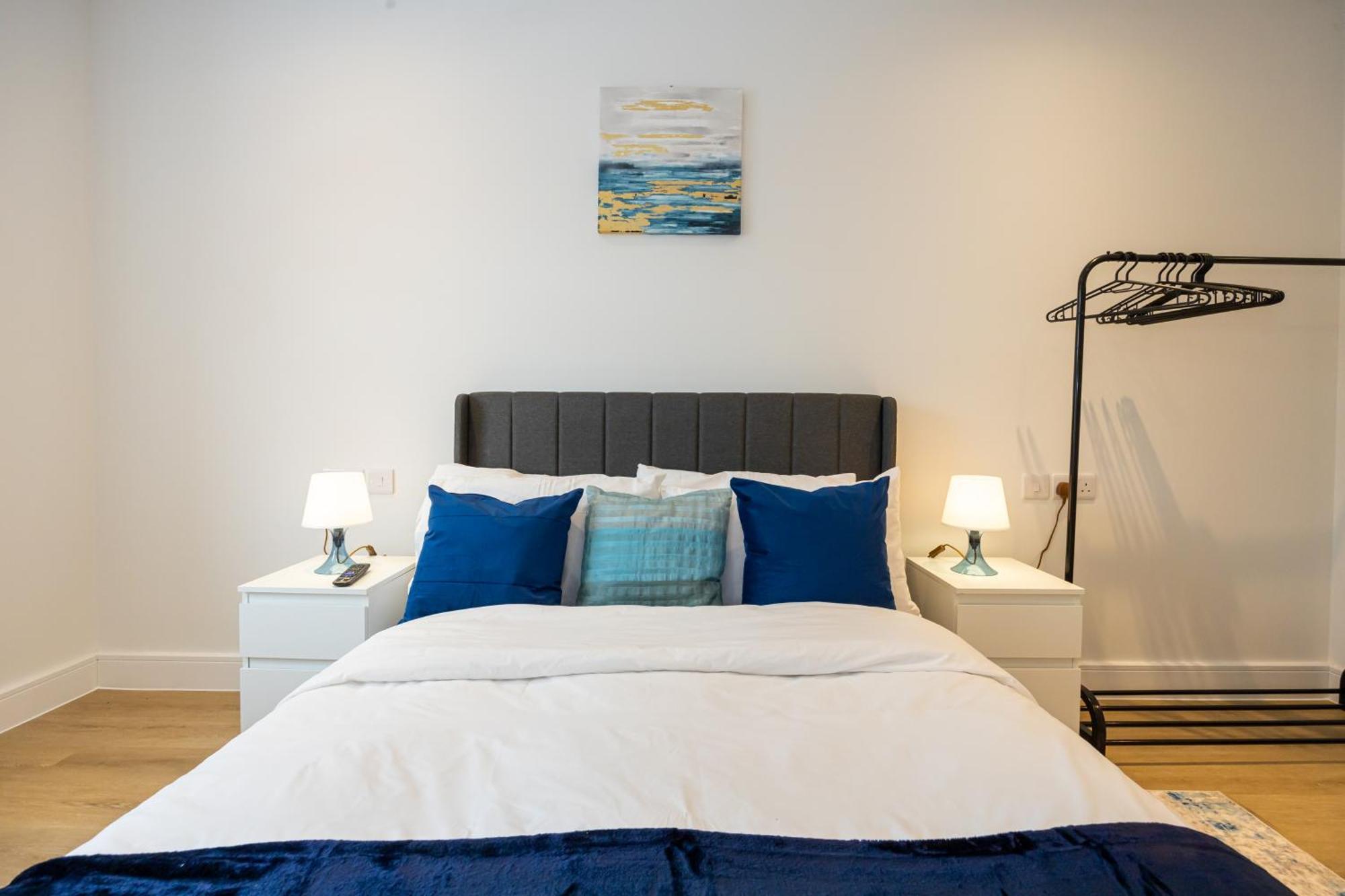 Modern 2 Bed Near Wythenshawe Hospital And Manchester Airport With Parking Luaran gambar